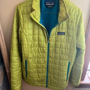 Patagonia lightweight jacket